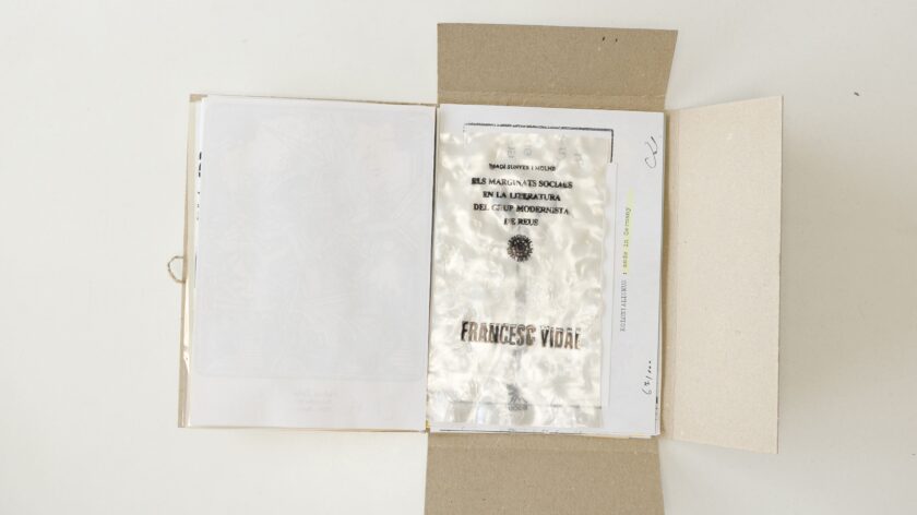 UNI/vers(;) Visual and Experimental Poetry Portfolio | Guillermo Deisler - Imagen 12